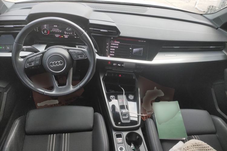 Used Audi A3 2021 Sportback 35 TFSI Fashionable Sports Model Center Console