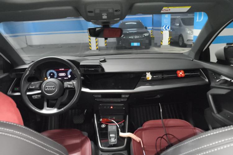 Used Audi A3 2021 Sportback 35 TFSI Fashionable Sports Model Center Console
