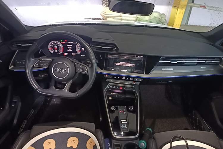 Used Audi A3 2021 Sportback 35 TFSI Luxury Sports Model Center Console
