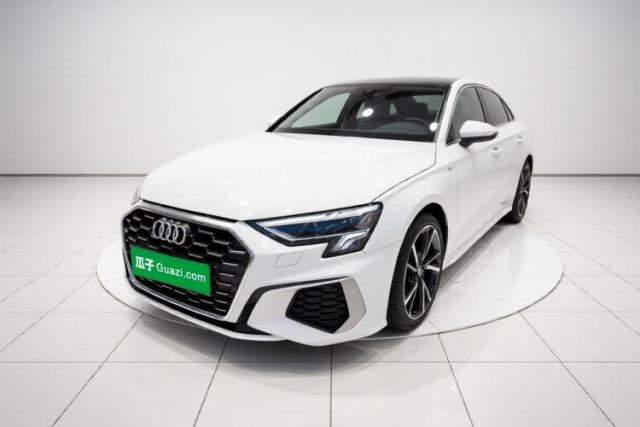 Ojetý Audi A3 2021 A3L Limousine 35 TFSI Fashion Sport Model