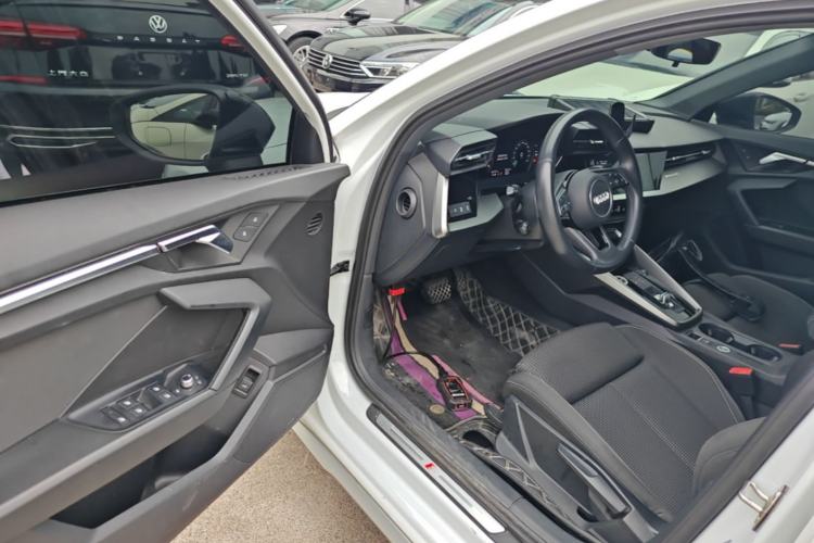 Used Audi A3 2021 Sportback 35 TFSI Advanced Sport Edition Driver Seat