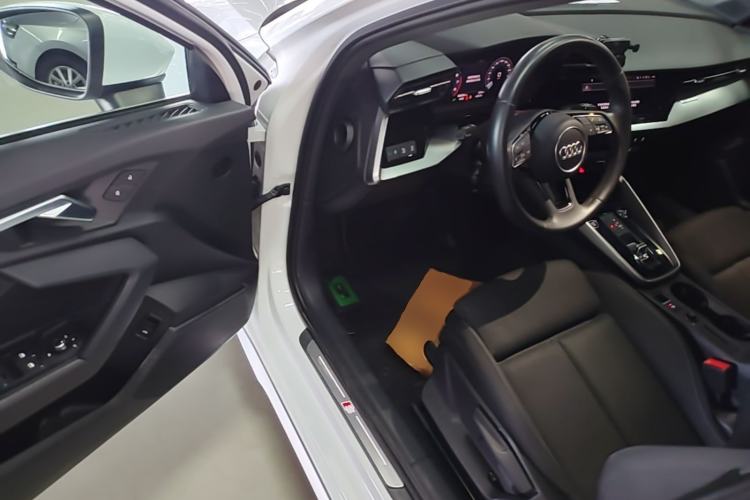Used Audi A3 2021 Sportback 35 TFSI Advanced Sport Edition Driver Seat