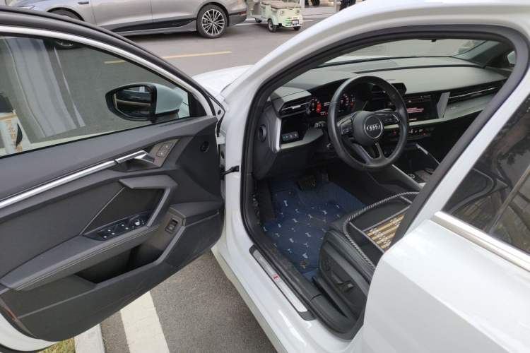 Used Audi A3 2021 Sportback 35 TFSI Fashionable Sports Model Driver Seat