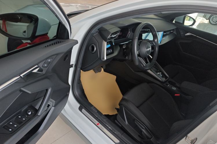 Used Audi A3 2021 Sportback 35 TFSI Advanced Sport Edition Driver Seat