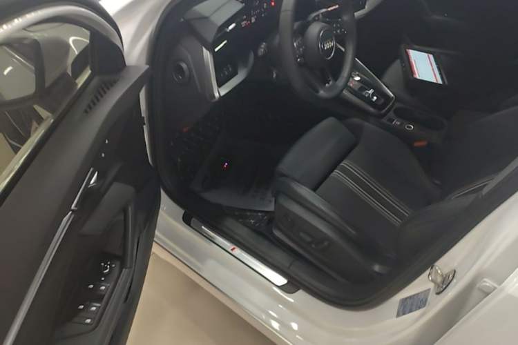 Used Audi A3 2021 Sportback 35 TFSI Fashionable Sports Model Driver Seat