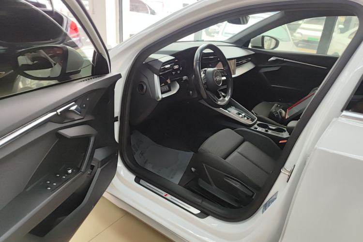 Used Audi A3 2021 Sportback 35 TFSI Advanced Sport Edition Driver Seat