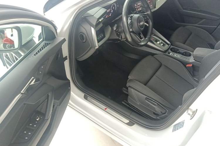 Used Audi A3 2021 Sportback 35 TFSI Advanced Sport Edition Driver Seat