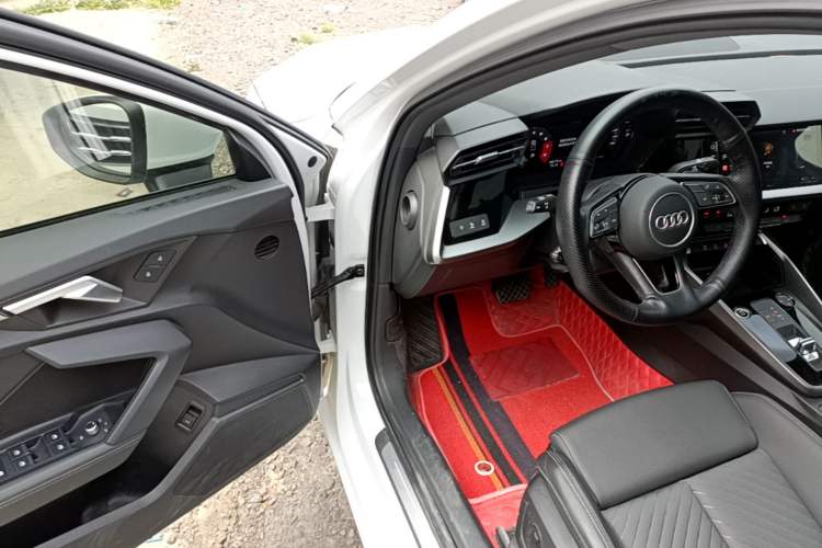 Used Audi A3 2021 A3L Limousine 35 TFSI Fashionable and Elegant Model Driver Seat