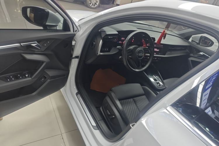 Used Audi A3 2021 A3L Limousine 35 TFSI Fashionable and Elegant Model Driver Seat