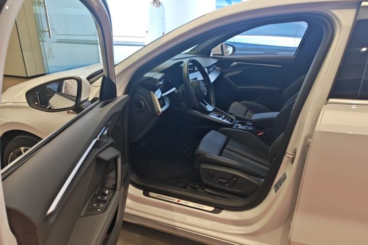 Used Audi A3 2021 Sportback 35 TFSI Fashionable Sports Model Driver Seat