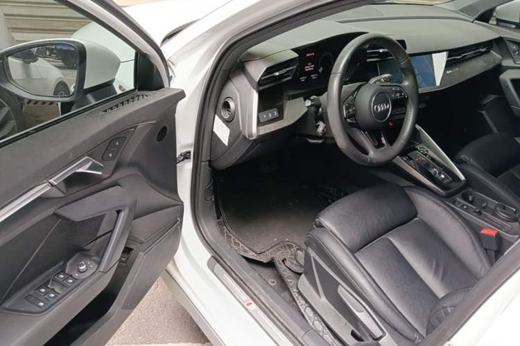 Used Audi A3 2021 Sportback 35 TFSI Advanced Sport Edition Driver Seat