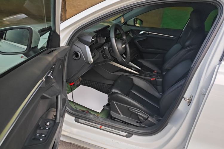 Used Audi A3 2021 Sportback 35 TFSI Advanced Sport Edition Driver Seat