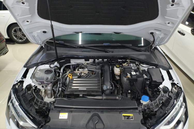 Used Audi A3 2021 A3L Limousine 35 TFSI Fashionable and Elegant Model Engine Bay