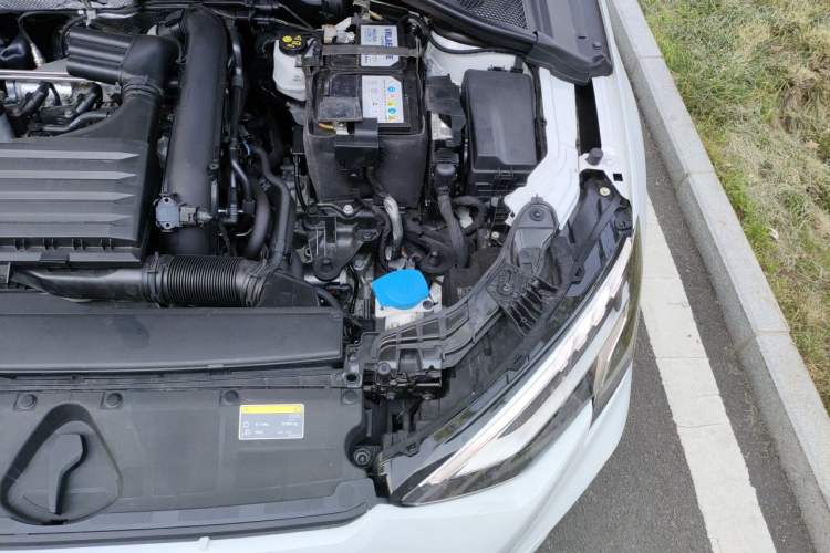 Used Audi A3 2021 Sportback 35 TFSI Fashionable Sports Model Engine Bay Left