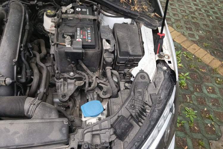 Used Audi A3 2021 Sportback 35 TFSI Luxury Sports Model Engine Bay Left