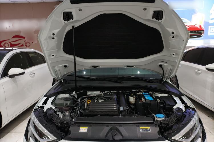 Used Audi A3 2021 A3L Limousine 35 TFSI Fashionable and Elegant Model Engine Bay