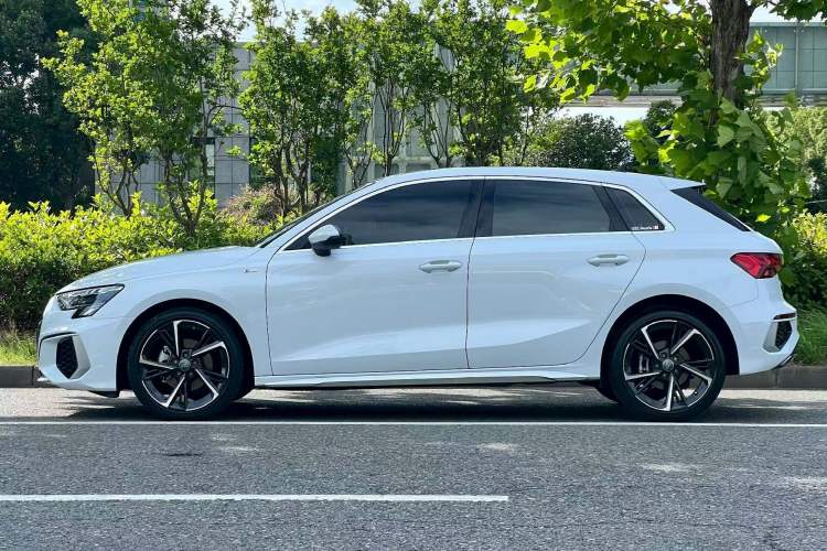 Used Audi A3 2021 Sportback 35 TFSI Fashionable Sports Model Exterior 5