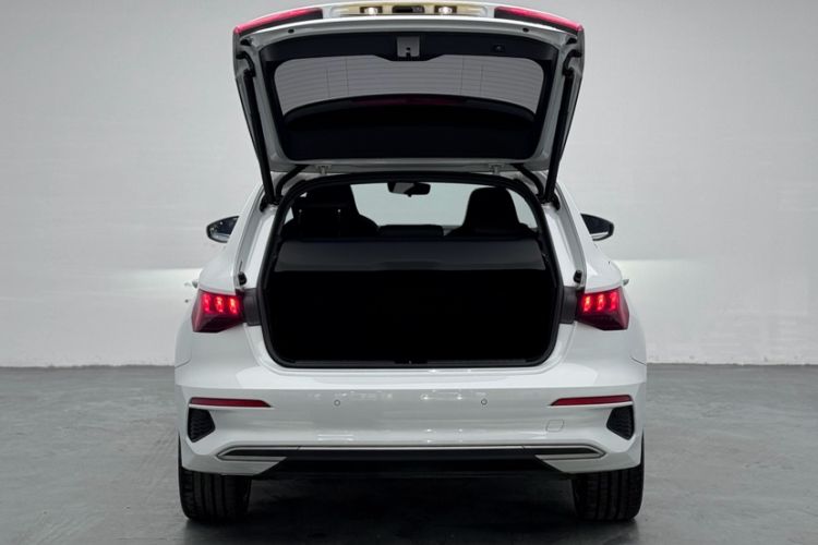 Used Audi A3 2021 Sportback 35 TFSI Stylish and Elegant Model Exterior 7