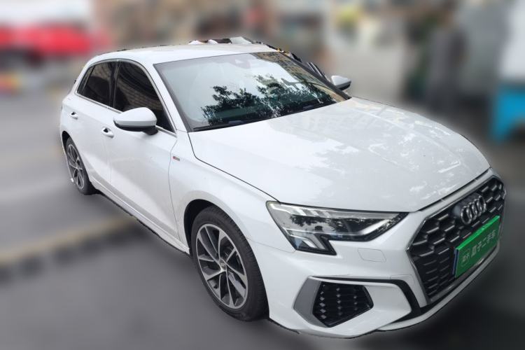 Used Audi A3 2021 Sportback 35 TFSI Advanced Sport Edition Front Right 45 Deg