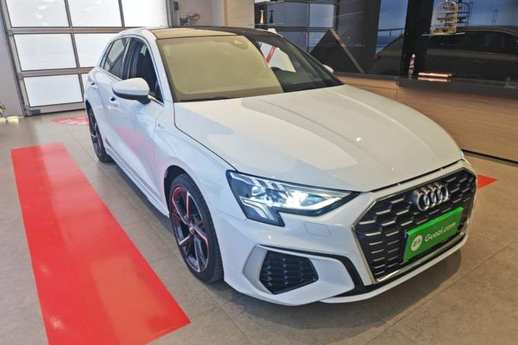 Used Audi A3 2021 Sportback 35 TFSI Fashionable Sports Model Front Right 45 Deg