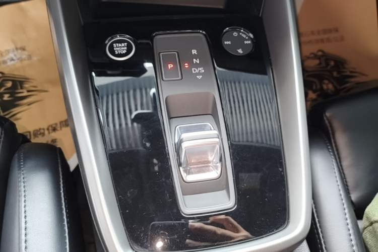 Used Audi A3 2021 A3L Limousine 35 TFSI Progressive Sport Edition Gear Lever
