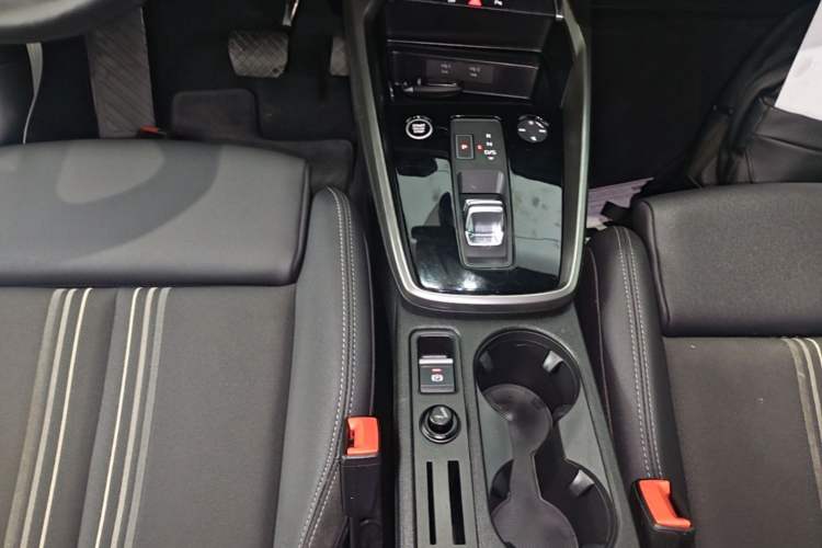 Used Audi A3 2021 Sportback 35 TFSI Fashionable Sports Model Gear Lever