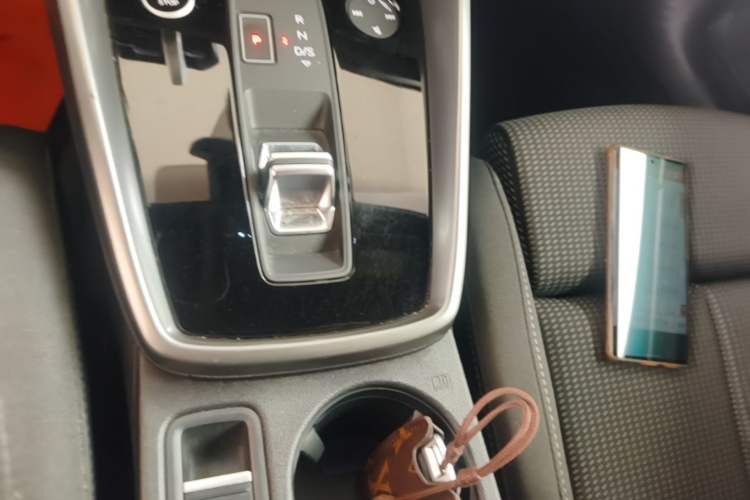 Used Audi A3 2021 Sportback 35 TFSI Advanced Sport Edition Gear Lever