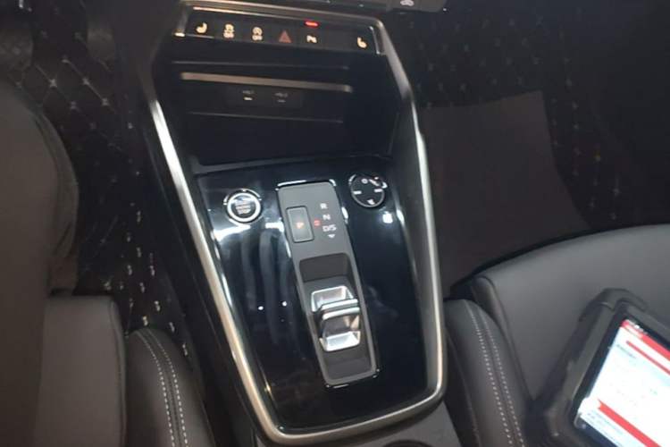 Used Audi A3 2021 Sportback 35 TFSI Fashionable Sports Model Gear Lever