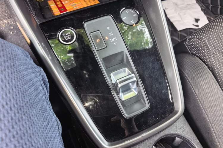Used Audi A3 2021 A3L Limousine 35 TFSI Progressive Sport Edition Gear Lever