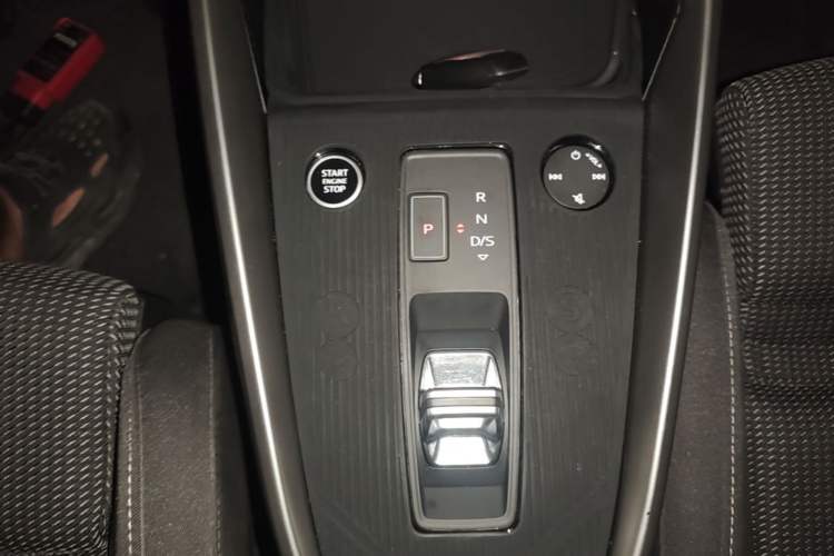 Used Audi A3 2021 A3L Limousine 35 TFSI Progressive Sport Edition Gear Lever