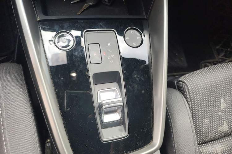 Used Audi A3 2021 A3L Limousine 35 TFSI Progressive Sport Edition Gear Lever