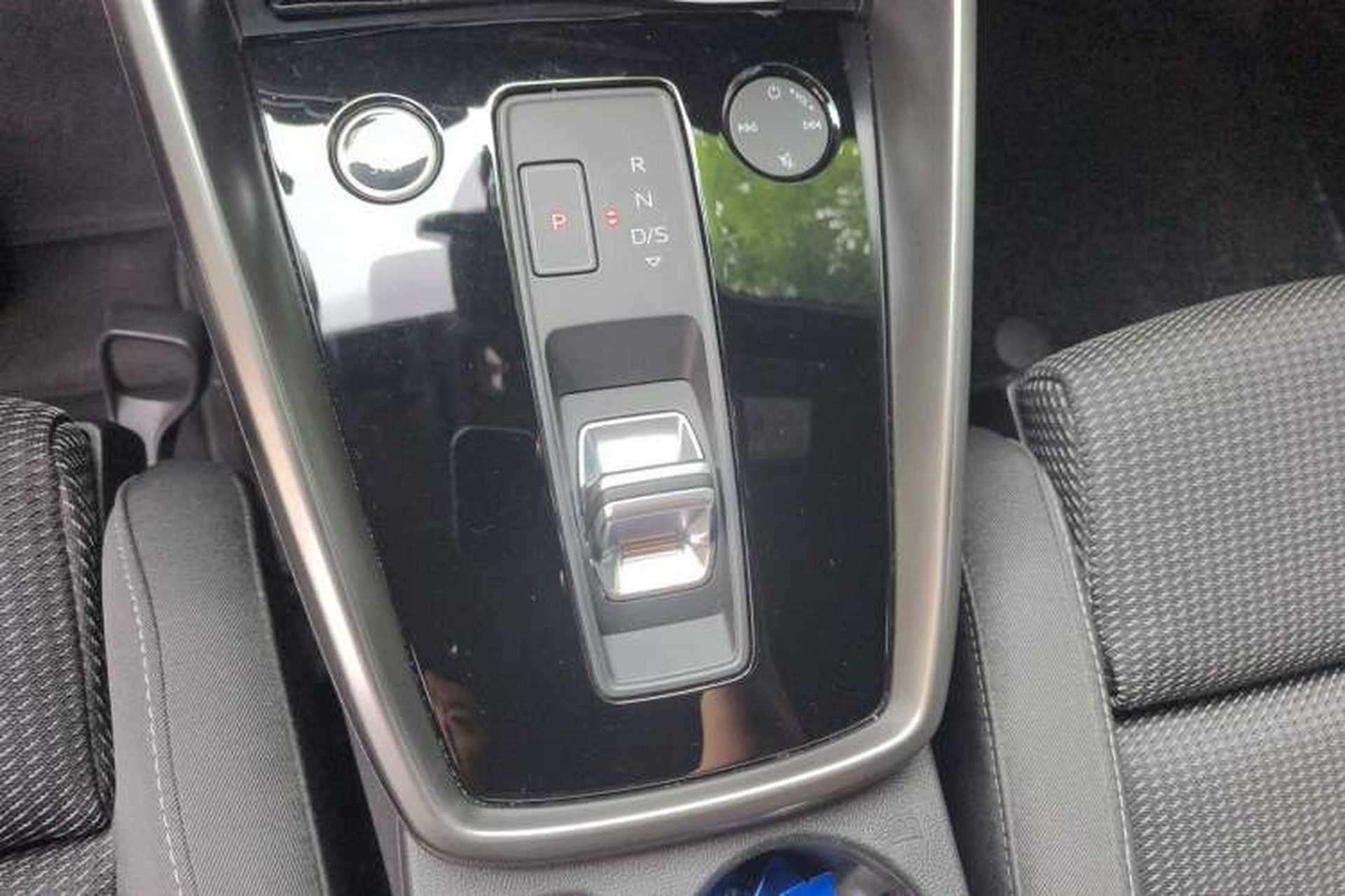 Used Audi A3 2021 Sportback 35 TFSI Advanced Sport Edition Gear Lever