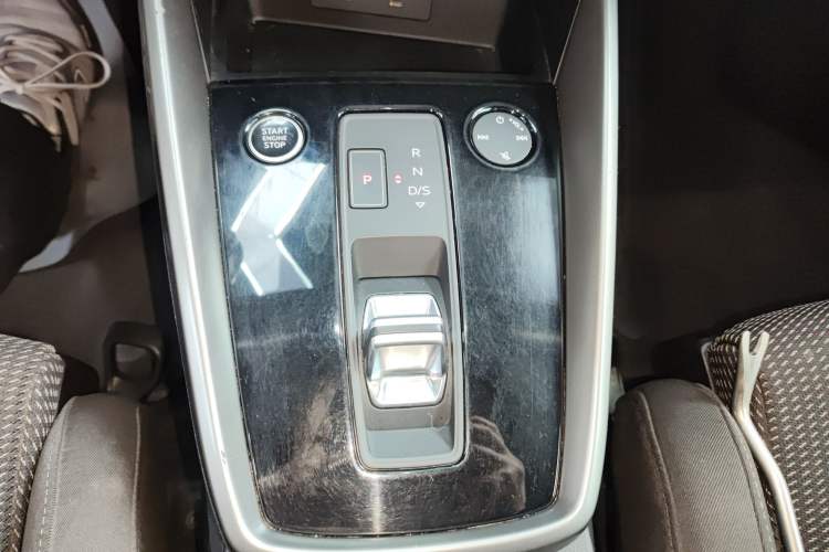 Used Audi A3 2021 Sportback 35 TFSI Advanced Sport Edition Gear Lever