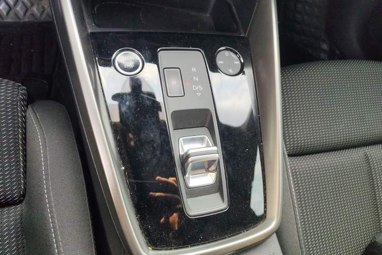 Used Audi A3 2021 A3L Limousine 35 TFSI Progressive Sport Edition Gear Lever
