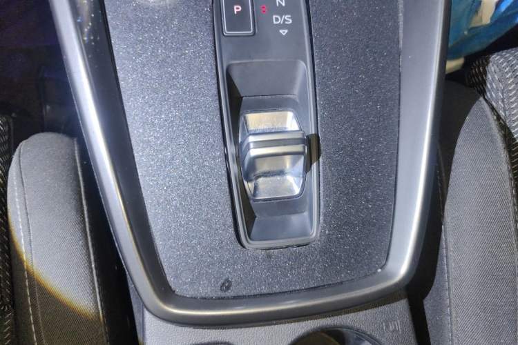 Used Audi A3 2021 A3L Limousine 35 TFSI Progressive Sport Edition Gear Lever