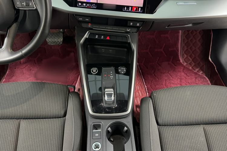 Used Audi A3 2021 Sportback 35 TFSI Advanced Sport Edition Gear Lever