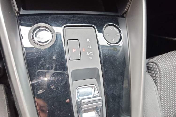 Used Audi A3 2021 A3L Limousine 35 TFSI Progressive Sport Edition Gear Lever