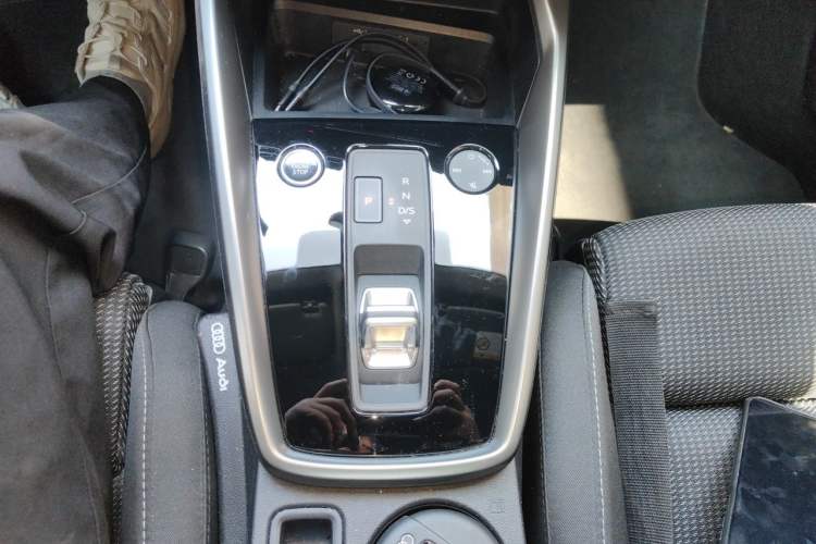 Used Audi A3 2021 A3L Limousine 35 TFSI Progressive Sport Edition Gear Lever