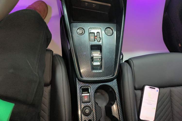 Used Audi A3 2021 A3L Limousine 35 TFSI Fashionable and Elegant Model Gear Lever