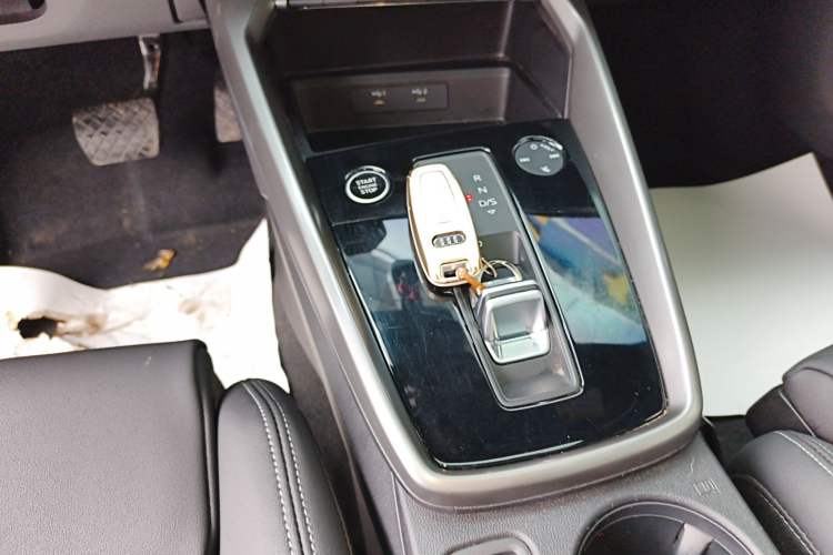 Used Audi A3 2021 A3L Limousine 35 TFSI Fashion Sport Model Gear Lever