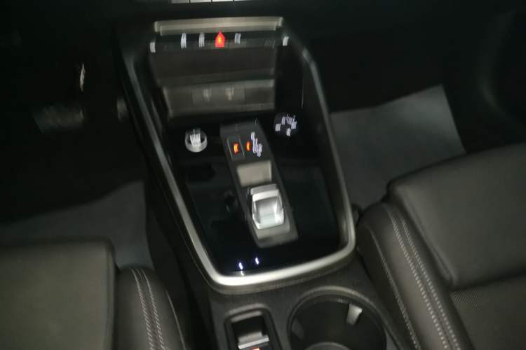 Used Audi A3 2021 A3L Limousine 35 TFSI Fashion Sport Model Gear Lever
