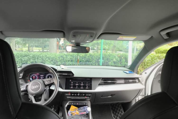 Used Audi A3 2021 Sportback 35 TFSI Advanced Sport Edition Headliner