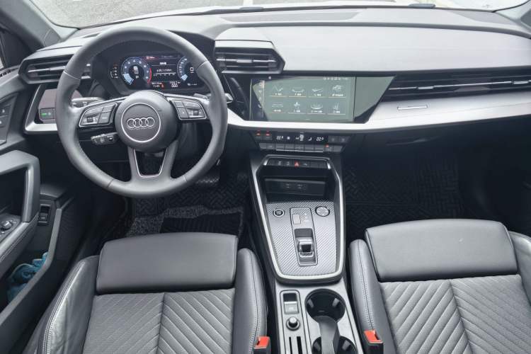 Used Audi A3 2021 A3L Limousine 35 TFSI Fashionable and Elegant Model Interior 2