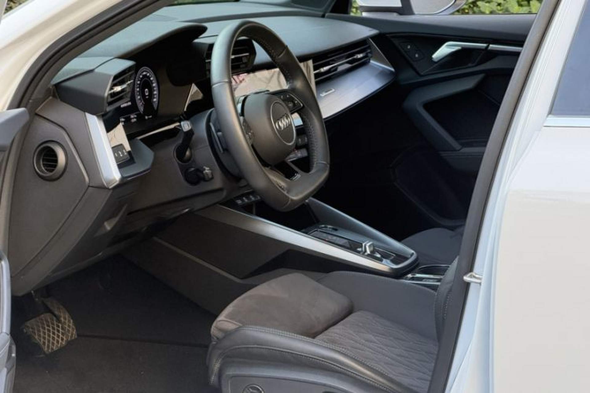 Used Audi A3 2021 A3L Limousine 35 TFSI Luxury Sport Edition Interior 3