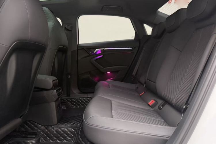Used Audi A3 2021 A3L Limousine 35 TFSI Fashionable and Elegant Model Interior 3