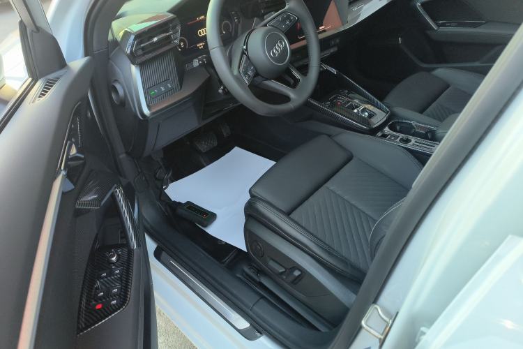 Used Audi A3 2021 A3L Limousine 35 TFSI Fashionable and Elegant Model Interior 3