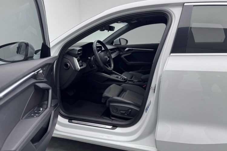 Used Audi A3 2021 Sportback 35 TFSI Stylish and Elegant Model Interior 4