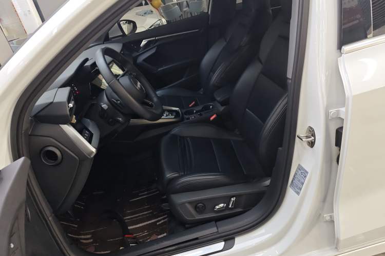 Used Audi A3 2021 Sportback 35 TFSI Advanced Sport Edition Left Front Seat