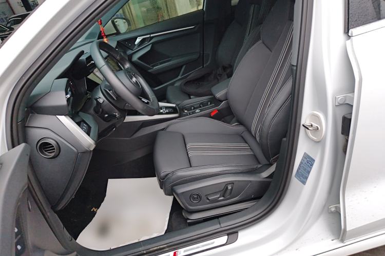 Used Audi A3 2021 A3L Limousine 35 TFSI Fashion Sport Model Left Front Seat