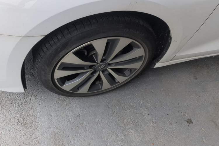 Used Audi A3 2021 A3L Limousine 35 TFSI Ambition Style Edition Left Front Wheel Hub